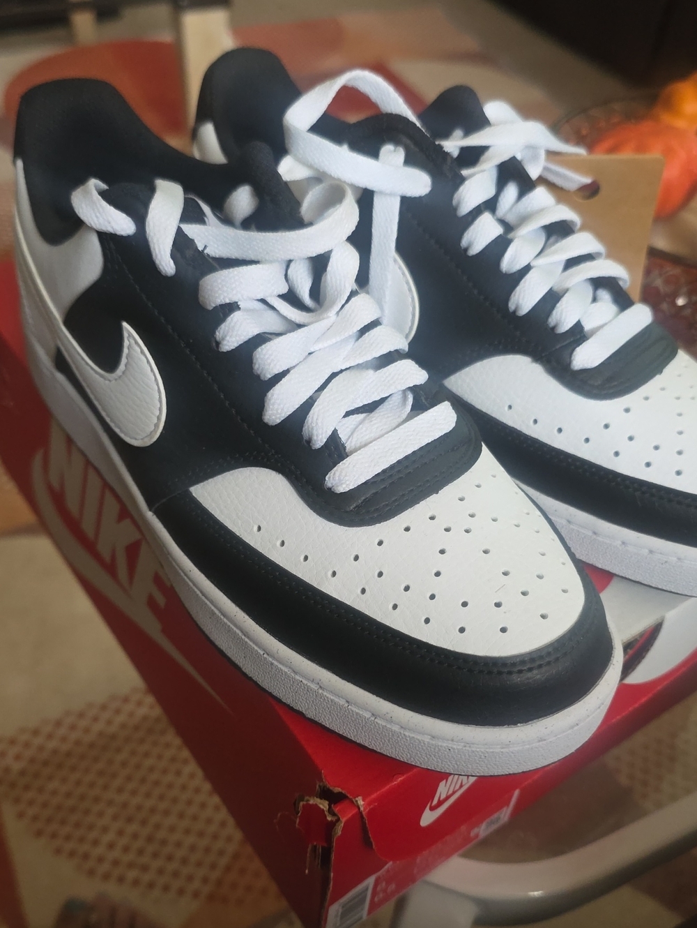 Nike Black and White Low-Top Sneakers with Swoosh